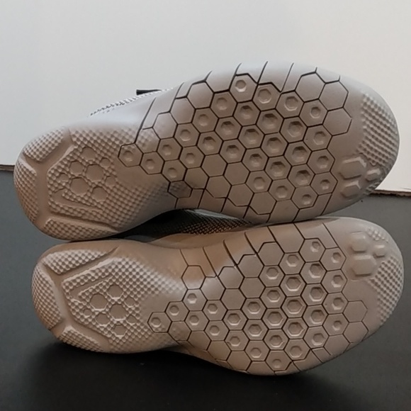 Youth Nike Flex Experience RN 7 Size 3Y Gray - Picture 8 of 14